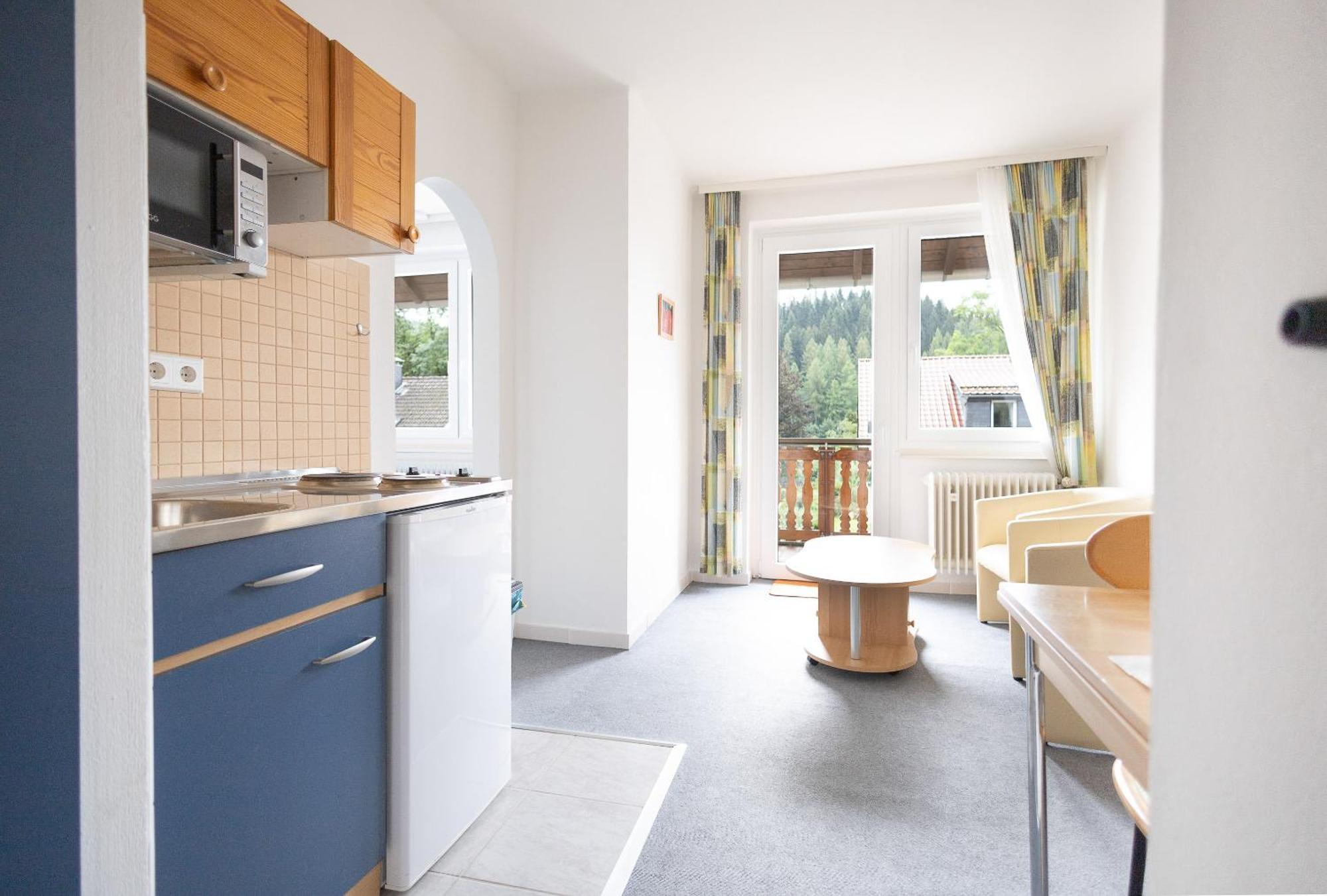 Apartmenthaus Am Waldrand- Kueche - Fruehstueck - Balkon Wildemann Buitenkant foto
