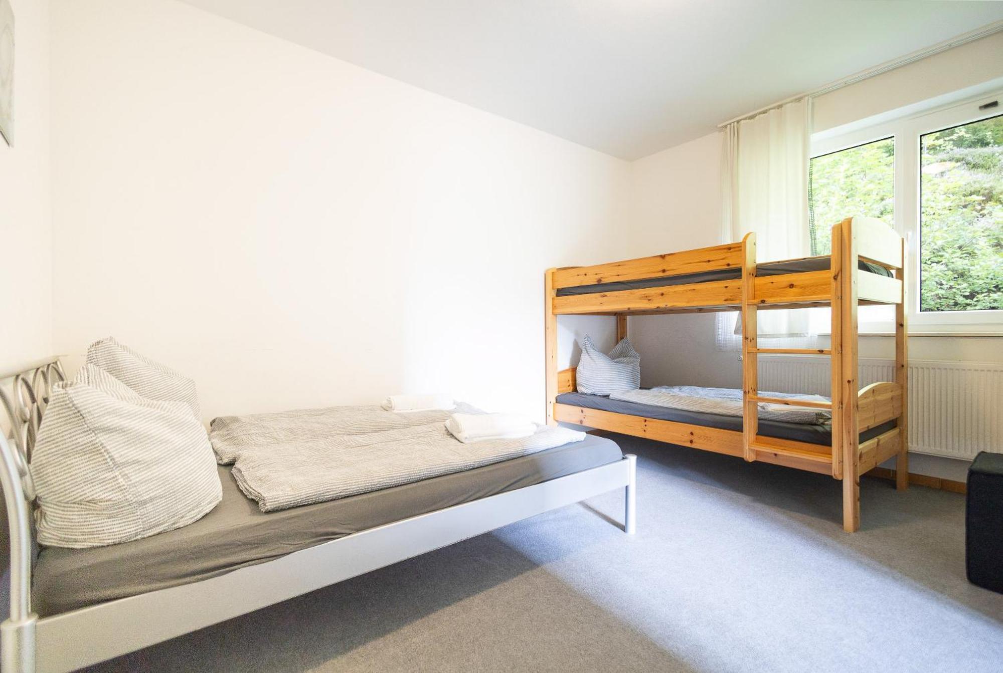 Apartmenthaus Am Waldrand- Kueche - Fruehstueck - Balkon Wildemann Buitenkant foto