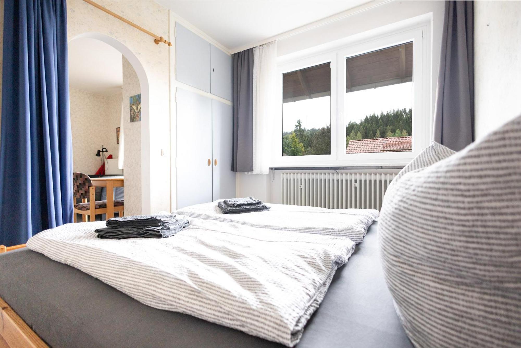 Apartmenthaus Am Waldrand- Kueche - Fruehstueck - Balkon Wildemann Buitenkant foto
