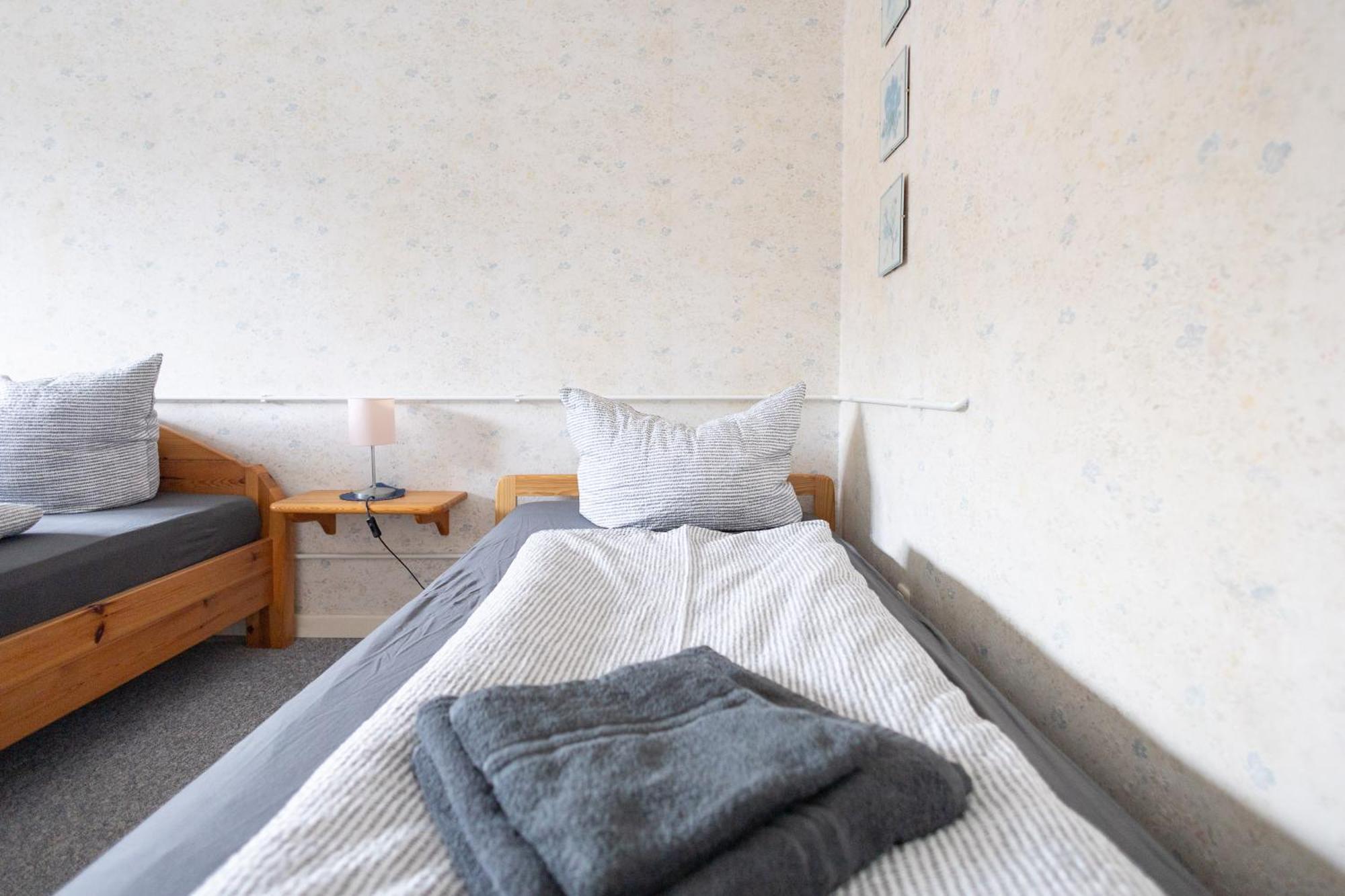 Apartmenthaus Am Waldrand- Kueche - Fruehstueck - Balkon Wildemann Buitenkant foto