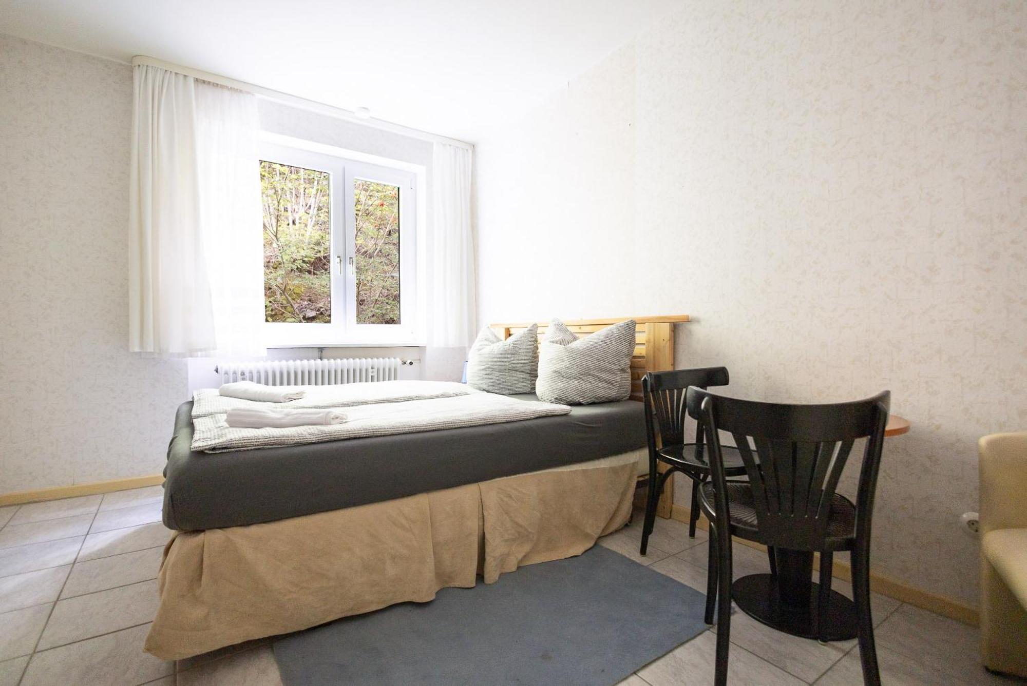 Apartmenthaus Am Waldrand- Kueche - Fruehstueck - Balkon Wildemann Buitenkant foto