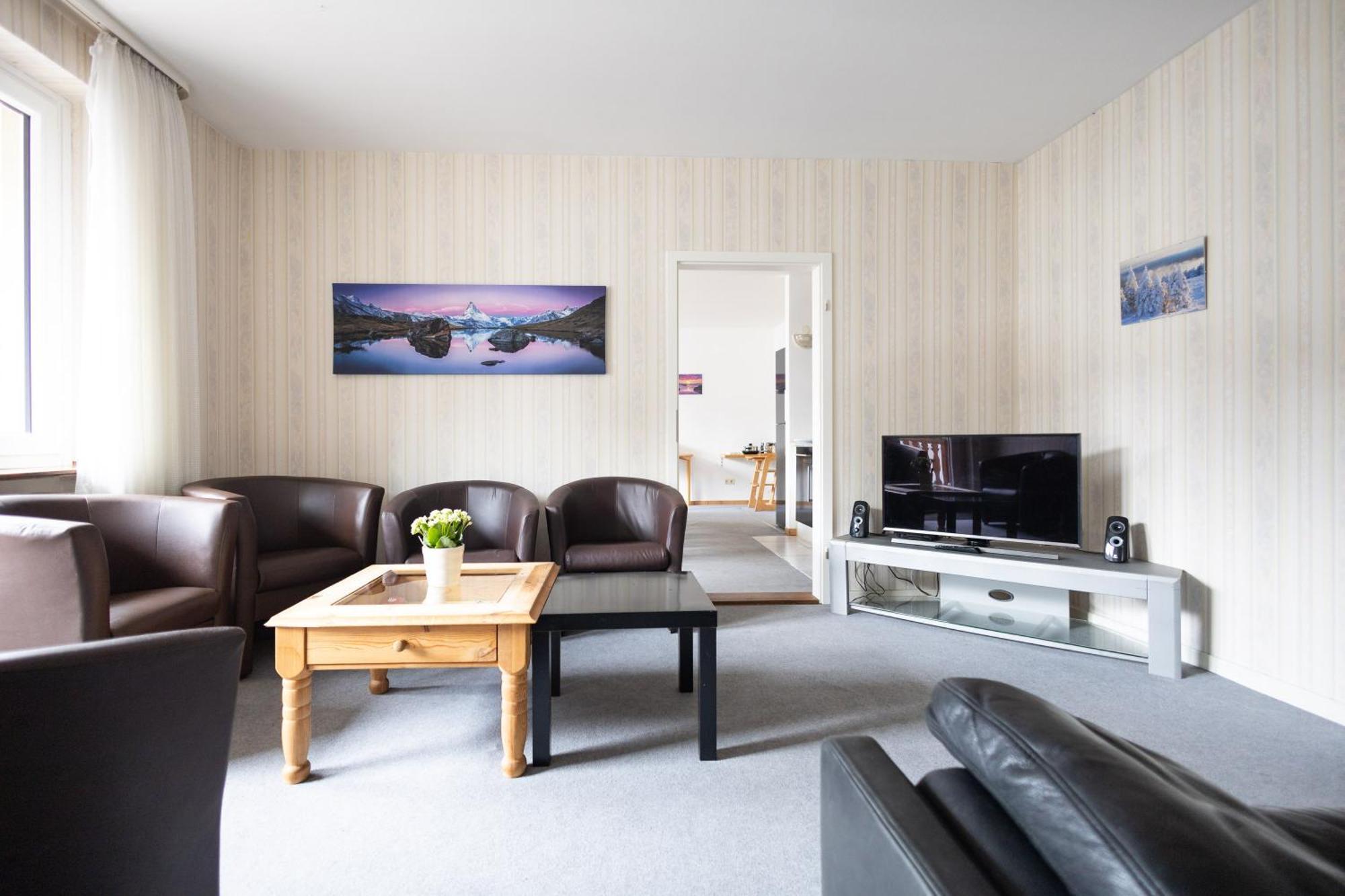 Apartmenthaus Am Waldrand- Kueche - Fruehstueck - Balkon Wildemann Buitenkant foto