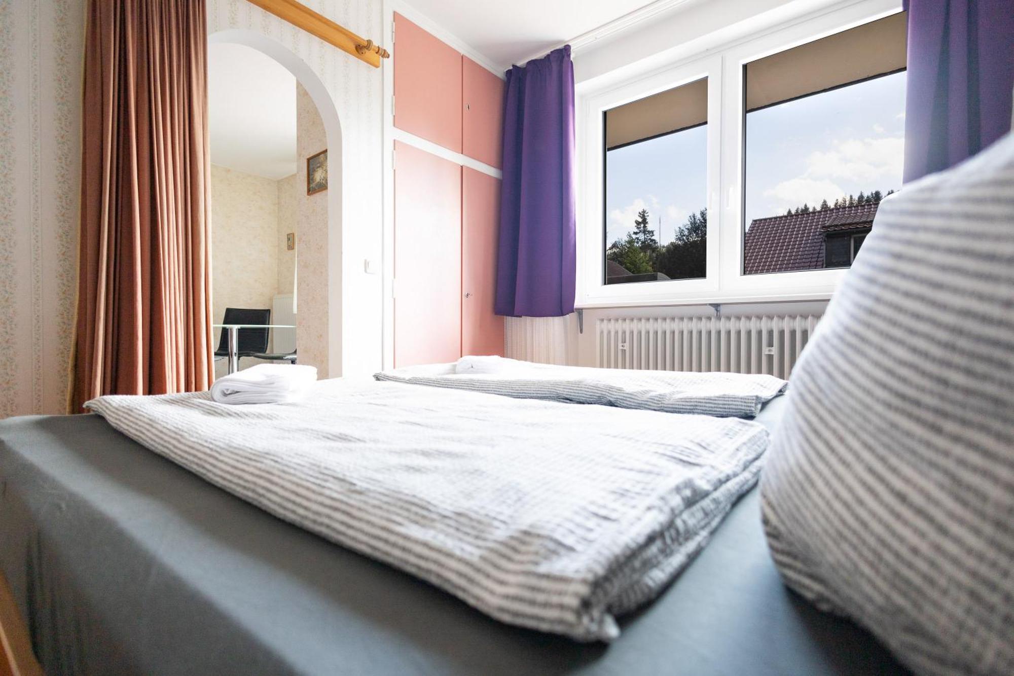 Apartmenthaus Am Waldrand- Kueche - Fruehstueck - Balkon Wildemann Buitenkant foto