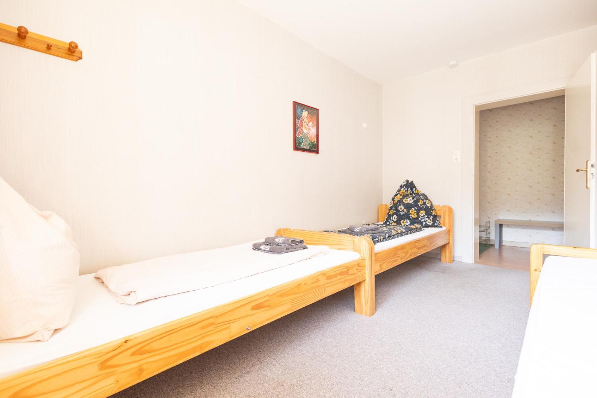 Apartmenthaus Am Waldrand- Kueche - Fruehstueck - Balkon Wildemann Buitenkant foto