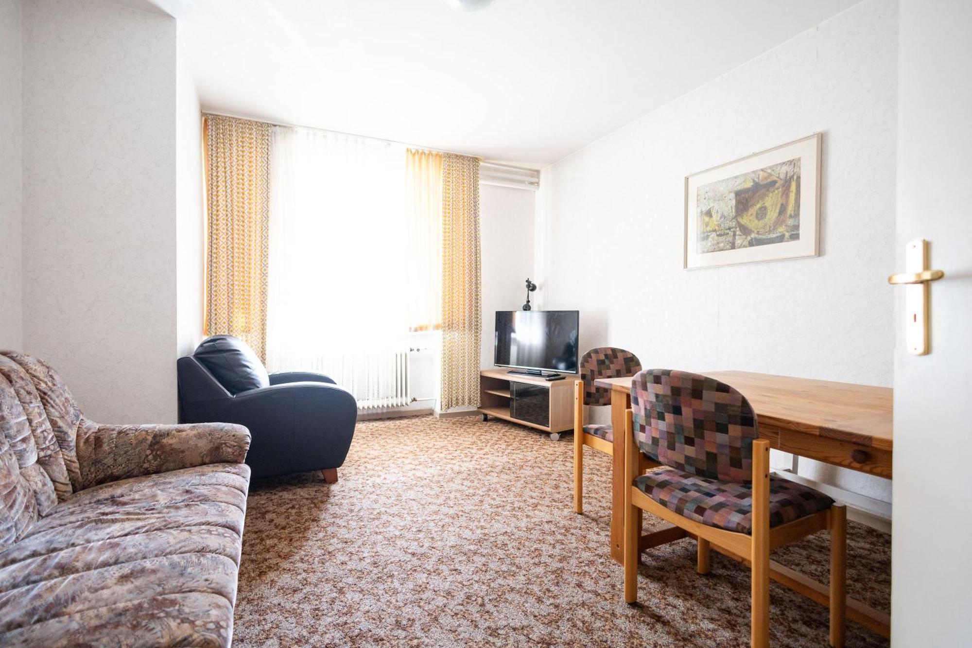 Apartmenthaus Am Waldrand- Kueche - Fruehstueck - Balkon Wildemann Buitenkant foto